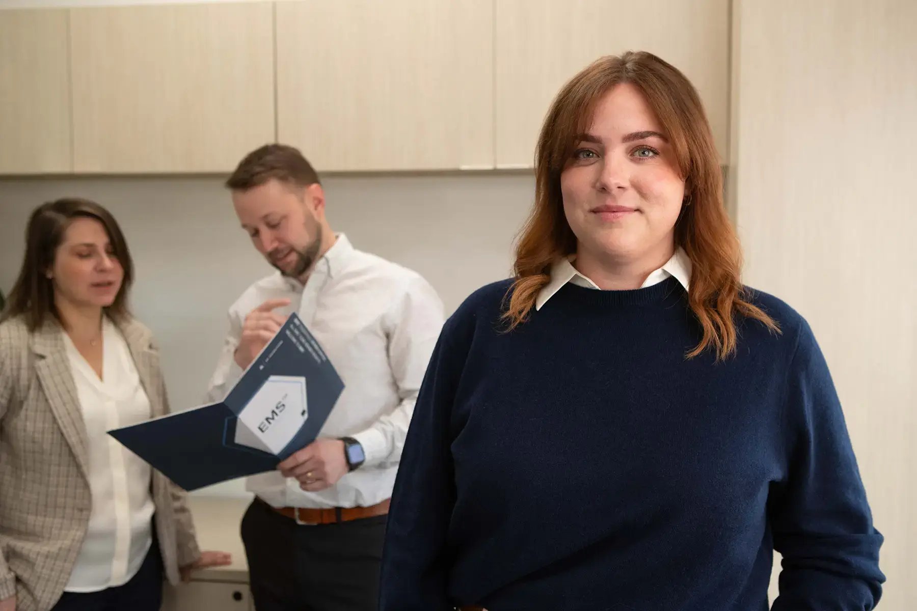 mixed-team-consulting-on-business-transition